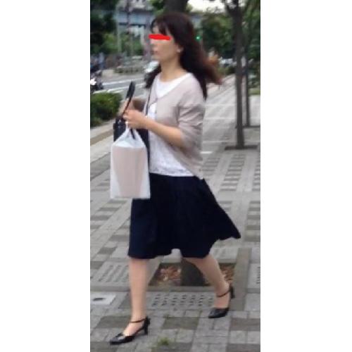 続】上品マダムのパンティ連続盗撮3days