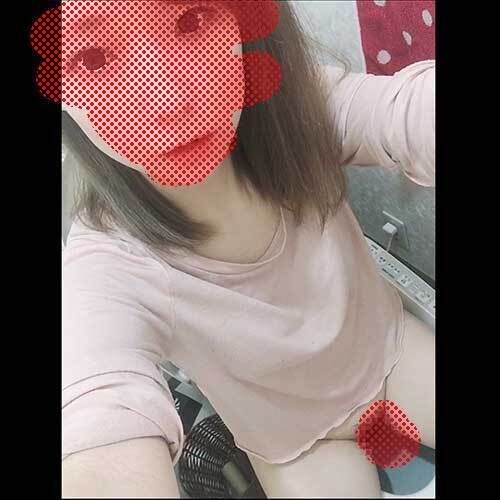 【こんな可愛い子の放○姿が見れるとは!!】美女自撮り!!