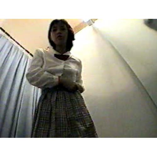 試着室でオナニー