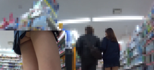 彼氏と買い物してる美少女Jを盗撮