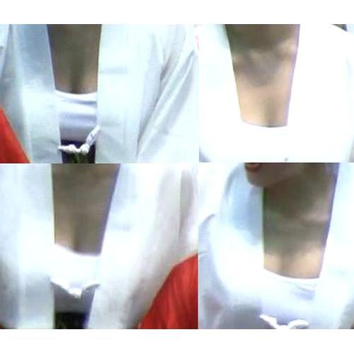 おっぱい星人必見！巨乳のエロおっぱい揺れまくり！D46-1...