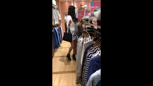 美人お姉さんのお買い物