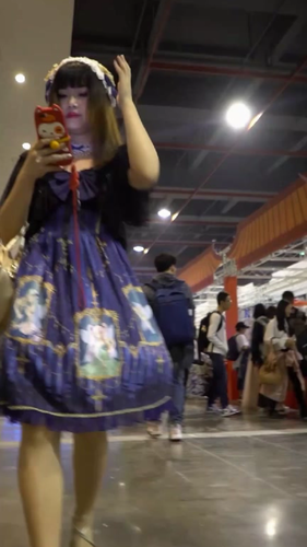 高画質 アジア圏のコスプレ逆さ121