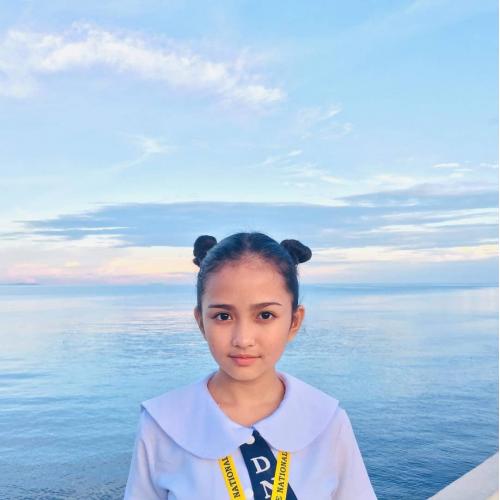 [14-01]クリっとしたお目目が印象的なPinay st...