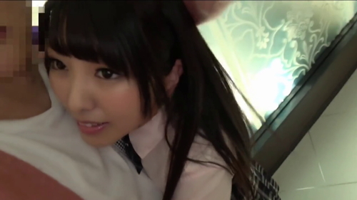 【J〇個撮】学校でも人気者のアイドル級に可愛い子にイチャイ...