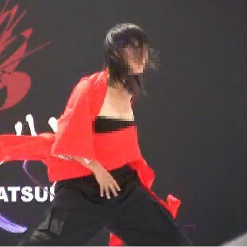 画質アップしました！踊り子さんが元気に踊っています！1-85