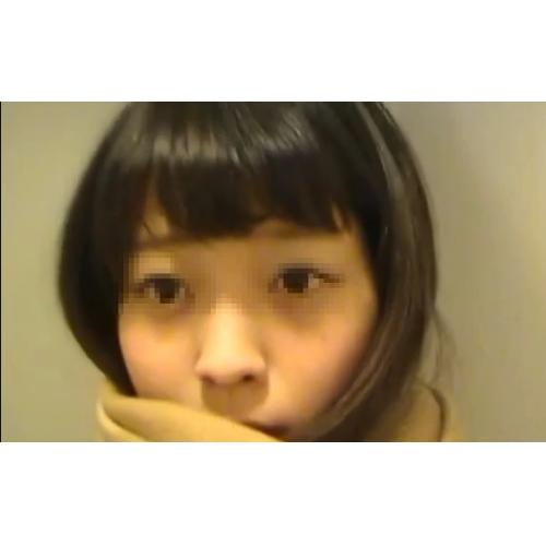 毎日の黄金水をマニアの為に撮りためた彼女