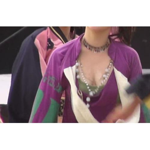 目の前でおっぱい揺らしすぎ！エロ過ぎるやろ！！372【高画...