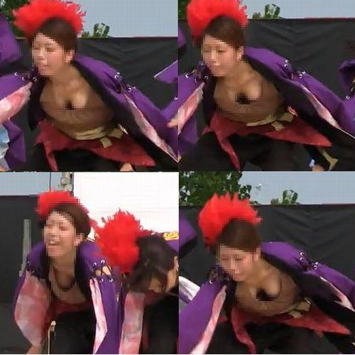 短時間限定販売！傑作品！！美乳の谷間が目の前に！！見えすぎ...