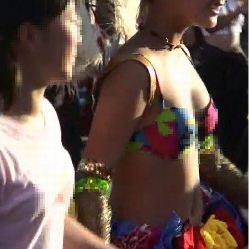 画質アップしました！綺麗なお姉さんサンバダンサー♪1-105