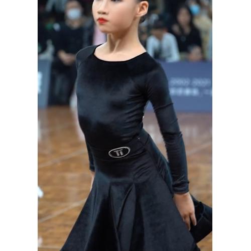 かわいい！社交ダンスちゃんたち！