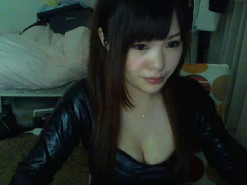 可愛い子のボンテージ