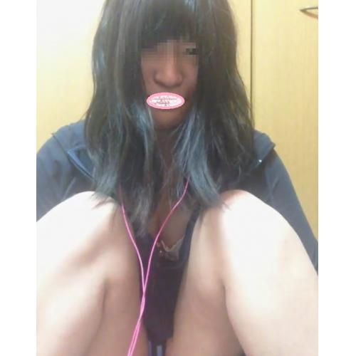 「待って、むりぃ～～」と言いつつ座布団ビショビショにする