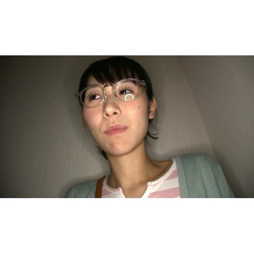 地味すぎる腐女子に5千円渡してフェラさせてみた