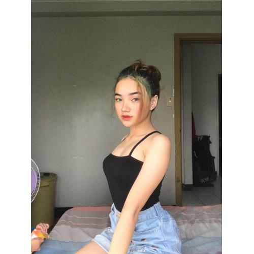 [11-02]マニラ近郊でモデルとしても活動する10代日比...