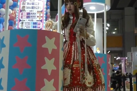 コスプレパンチラ