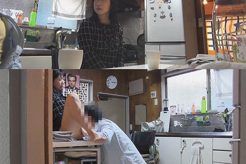 近所のお母さんとの秘密エッチ