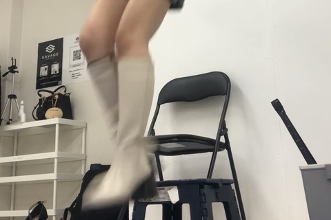 スタイル抜群黒髪清楚系美女