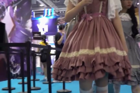 高画質 アジア圏のコスプレ逆さ30