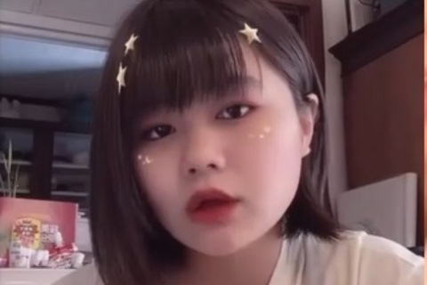 ☆胸チラ4本セット☆　胸ちら風　ライブ配信　乳首チラ　TKB4