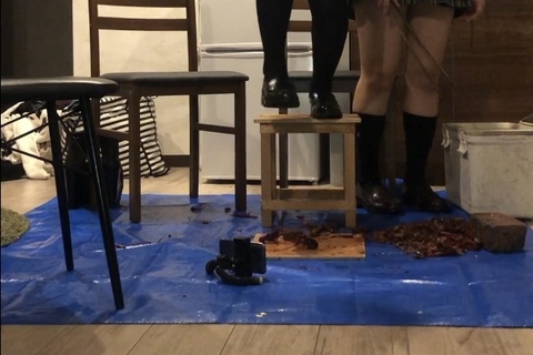 新登場‼️可愛いコンカフェ嬢と、サバサバガルバ嬢　制服編