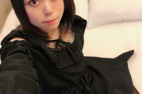 18歳 乃木坂系アイドル級の可愛すぎるパイパン女子に妊娠不...