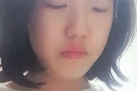 踊りながら笑顔(76)