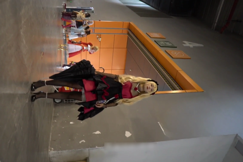 高画質 アジア圏のコスプレ逆さ40