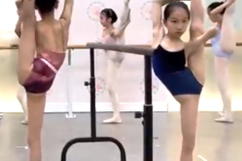 海外ハイレグ開脚レオタード第2弾67分 leotard w...