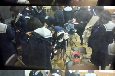 JK 吹奏楽部 部室で着替え