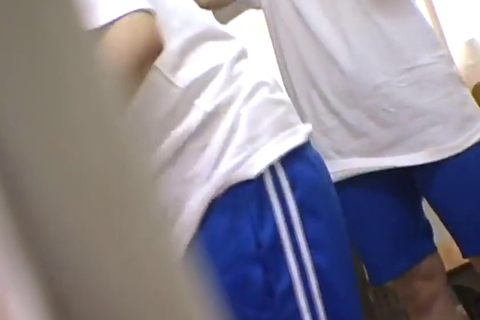 体操着の下は？