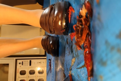 あみちゃんの学〇服、ローファーでザリガニCRUSH　ＶＯＬ...