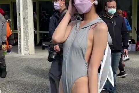 海外セクシーノーブラコスプレ　 girls sexy no...