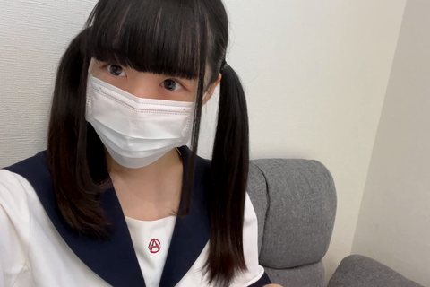 ツインテールの可愛い女の子(自撮り)