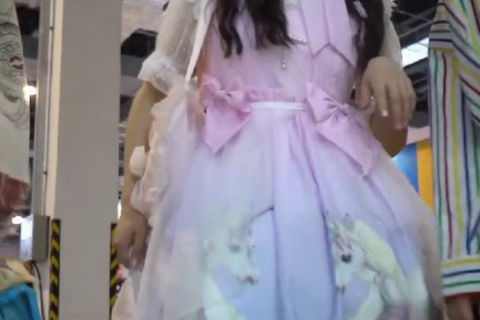 高画質 アジア圏のコスプレ逆さ75