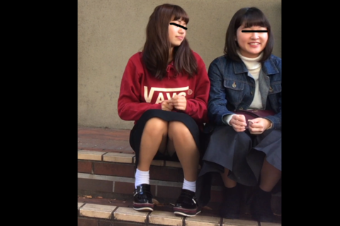 休日の美脚　パンチラコレクション　色々なしゃがみ込み編　その3