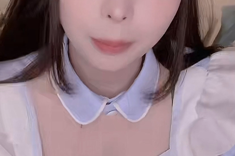 コンカフェ　胸チラ　ライブ風動画