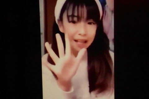 自撮り少女　６