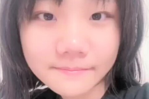 16本も入れてしまった美少女(79)