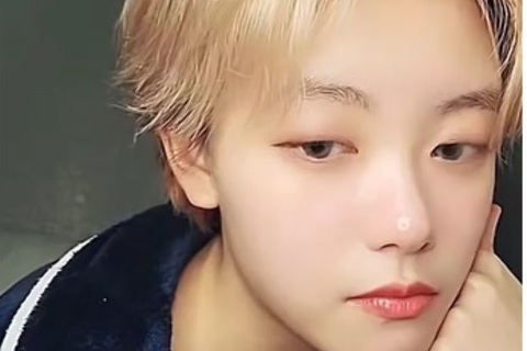 ☆胸チラ4本セット☆　胸ちら風　ライブ配信　乳首チラ　TKB30