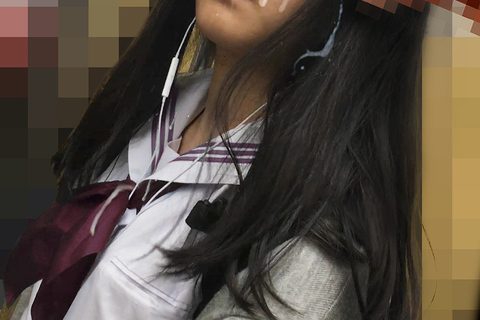 時間停止して制服JKにぶっかける