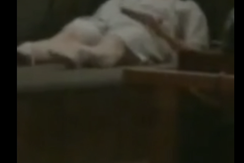 リアルガチオナニー　公衆足ピンオナニー