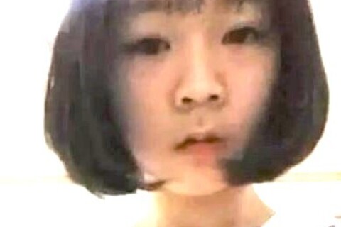 踊り上手な美女(301)