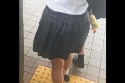 【素人】卒業前に同級生が撮影した★帰宅風景＆町ブラ風景♥パート5