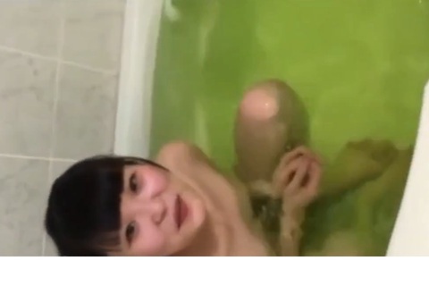 3人の大学1年入浴撮影