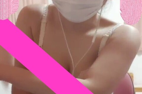 【シリーズ品】巨乳C　チャット脱ぎ脱ぎ②