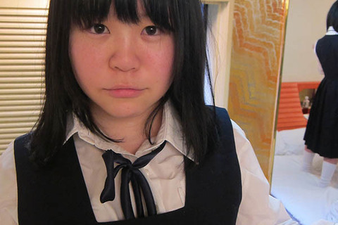 電マ責めに白目剥いてイキまくる処女学生