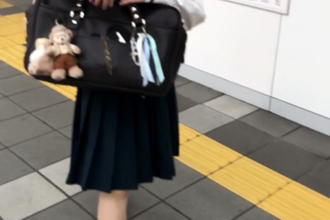 逆・ターゲット緑セーラーK④ 食い込み