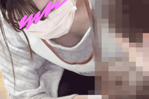 【油断しまくり癒し系保育士さん】【ダルニットから見えたぷっ...