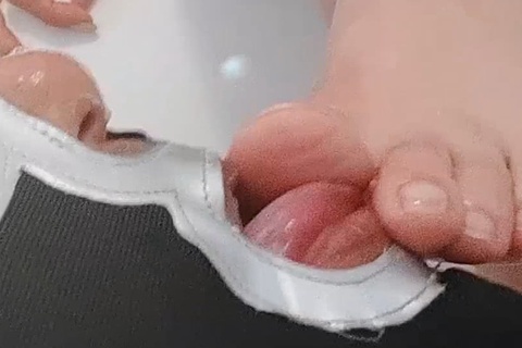 渚ちゃんのお風呂でふやけた足の裏舐めまくりVOL1